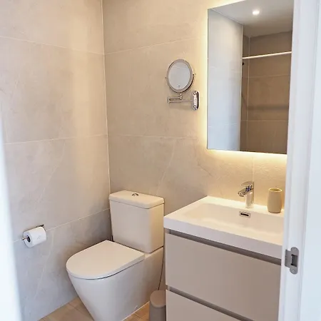 Apartament Penthouse Duplex With Jacuzzi, 5 Min To